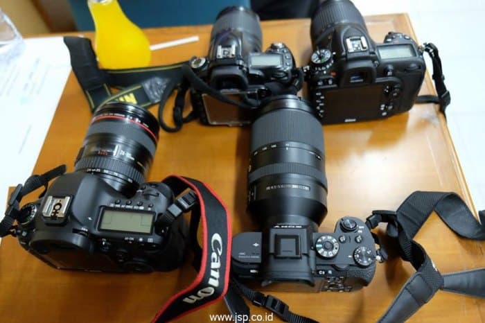 6 Kamera DSLR 5 Jutaan, Pilihan Terbaiknya