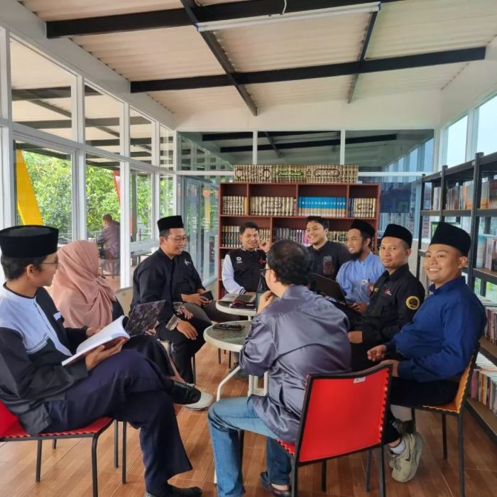 7 Ceramah Singkat beserta Hadisnya dalam Berbagai Tema