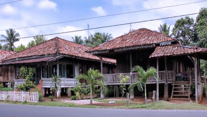 Rumah Adat Nuwo Sesat Keunikan dan Maknanya 2 Rumah Adat Nuwo Sesat, Kenali Keunikan dan Maknanya