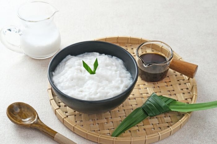 3 Cara Membuat Bubur Sumsum yang Lembut dan Anti Gagal