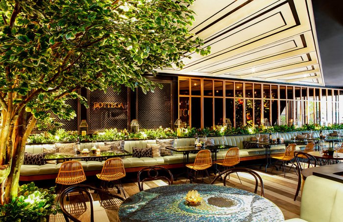 3 Tempat Bukber Lesehan di Jakarta, Cocok buat Kumpul Sambil Santai