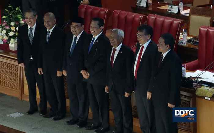 9 Tokoh Panitia Sembilan dan Perannya di BPUPKI 2 9 Tokoh Panitia Sembilan dan Perannya dalam Sidang BPUPKI