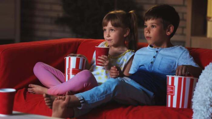 5 Tips Membawa Anak Nonton Bioskop Nyaman 2 5 Tips Membawa Anak Nonton Bioskop agar Dapat Menikmati Film dengan Nyaman