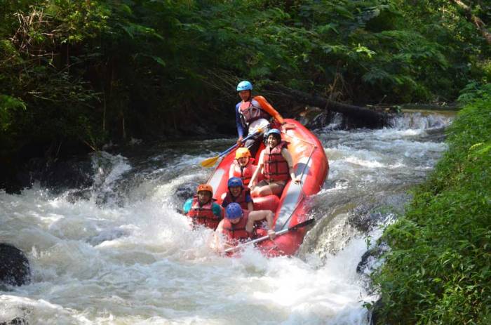 2 Tempat Rafting di Pandeglang Petualangan Terbaik! 3 2 Tempat Rafting di Pandeglang Terbaik untuk Petualangan Seru dan Menantang