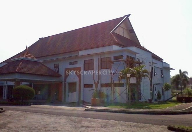 3 Penginapan dekat Wisma Haji Madiun dan Kisaran Harganya
