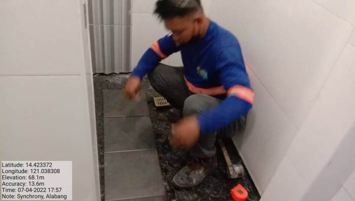 3 Cara Menambal Rembesan Air di Lantai Efektif Mudah 3 3 Cara Menambal Rembesan Air di Lantai secara Efektif dan Mudah
