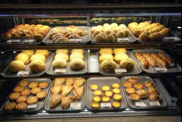 8 Bakery Semarang Legendaris Wisata Rasa Kota Atlas 2 8 Bakery Semarang Legendaris yang Patut Dikunjungi saat ke Kota Atlas